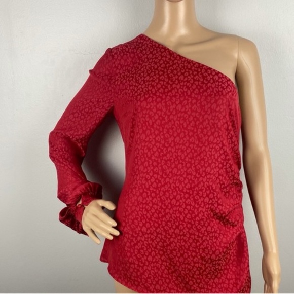 L’ACADEMIE REVOLVE RED PRINTED ONE SLEEVE BLOUSE XS - Picture 4 of 5